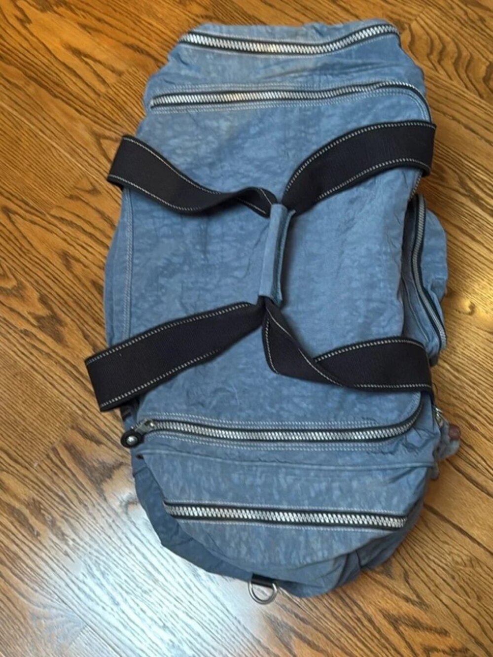 Kipling Weekender/Duffle - Picture 6 of 11